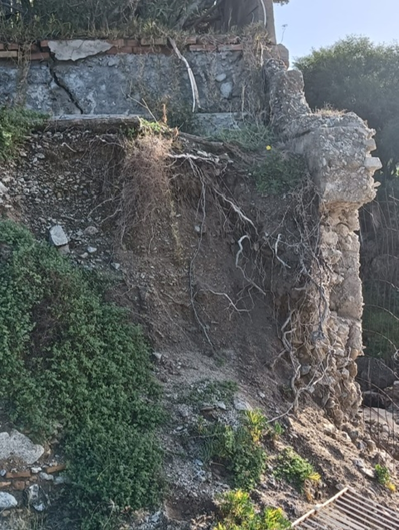 erosione costiera spiaggia cannitello ()