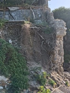 erosione costiera spiaggia cannitello ()