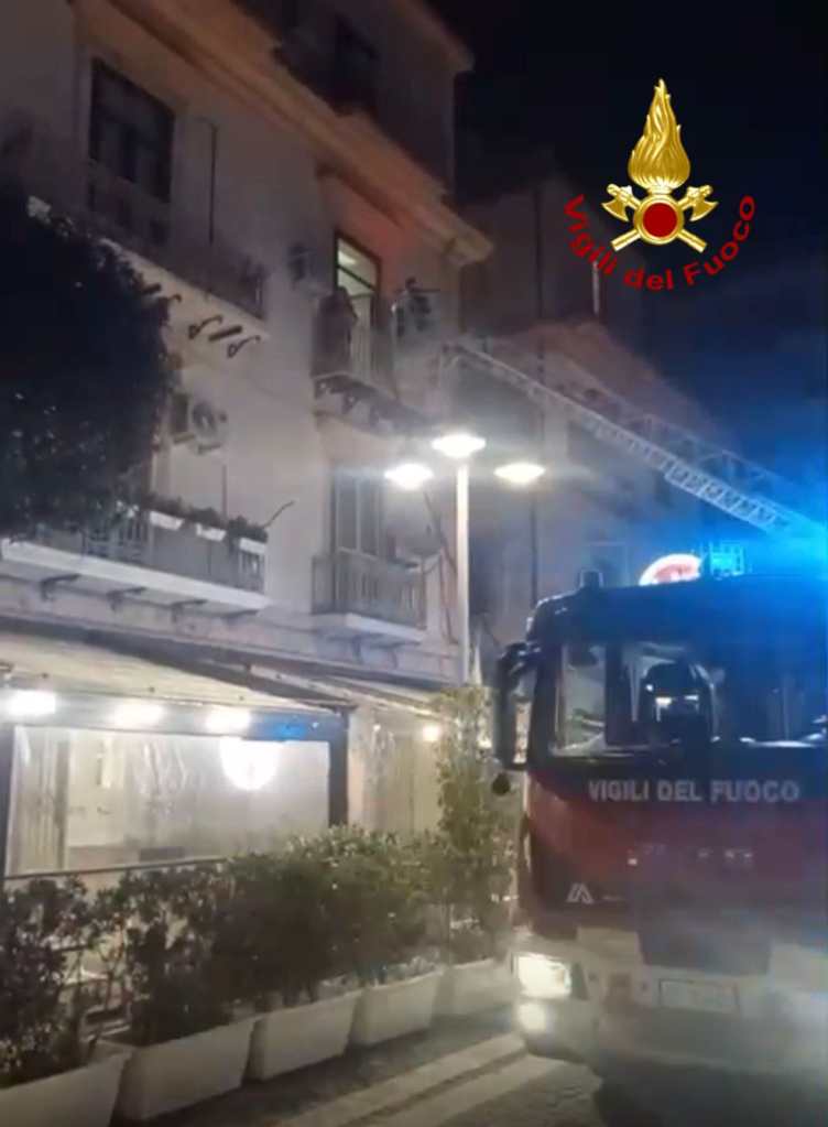 incendio crotone