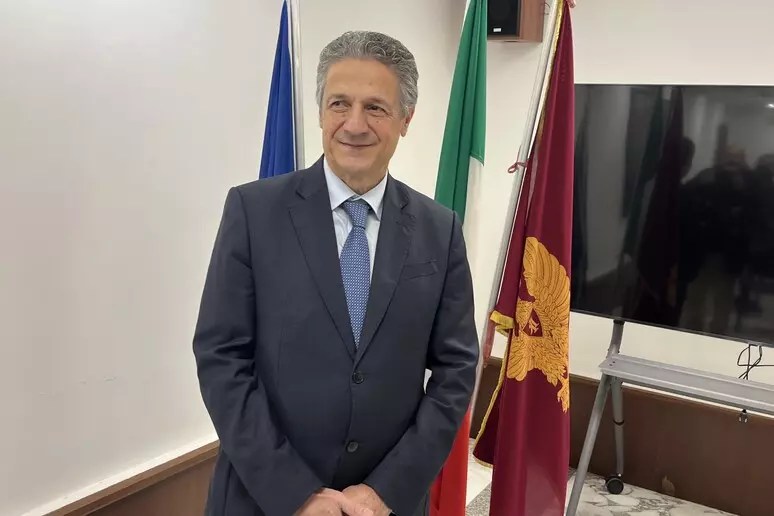 Insediato il nuovo questore di Reggio Calabria Sirna: ‘Al servizio dei cittadini’