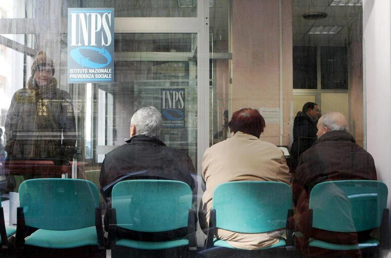 Uil Pensionati: ‘In Calabria criticità per 150mila persone non autosufficienti’