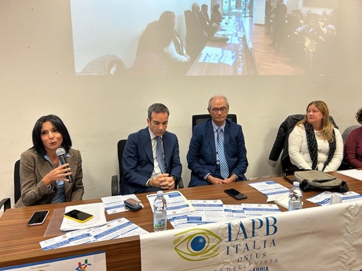 Disabilità visiva, il “modello Calabria” fa scuola: traguardo raggiunto per i pluriminorati