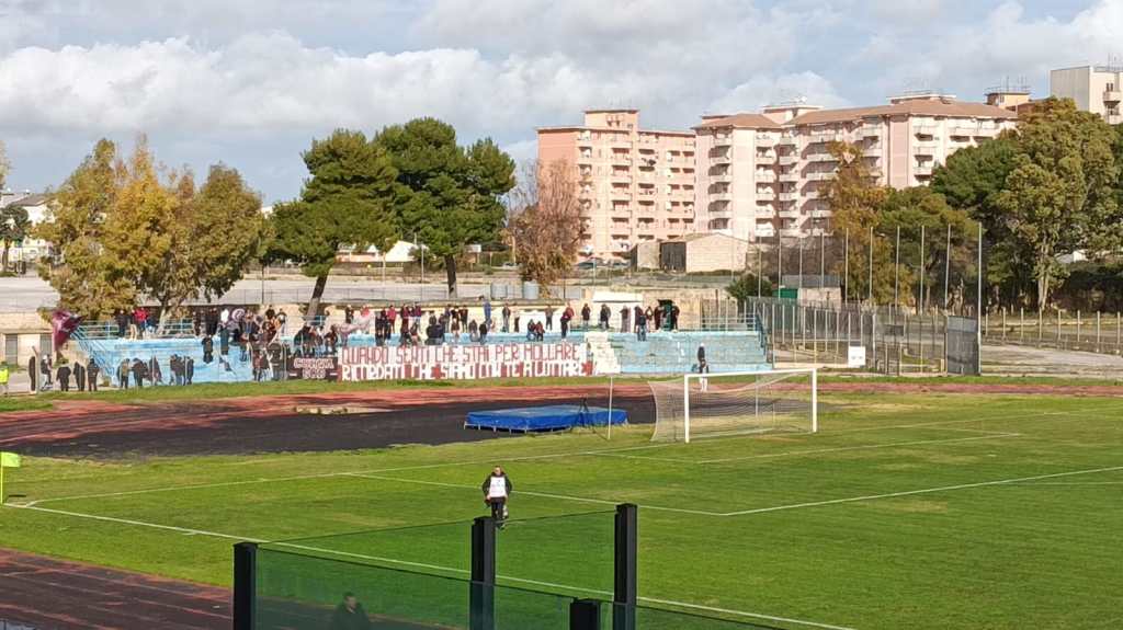 Serie D: la Reggina ancora al 90°. In cima vincono tutte. Risultati e classifica