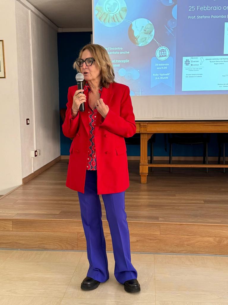 gom fertility parto acqua ()