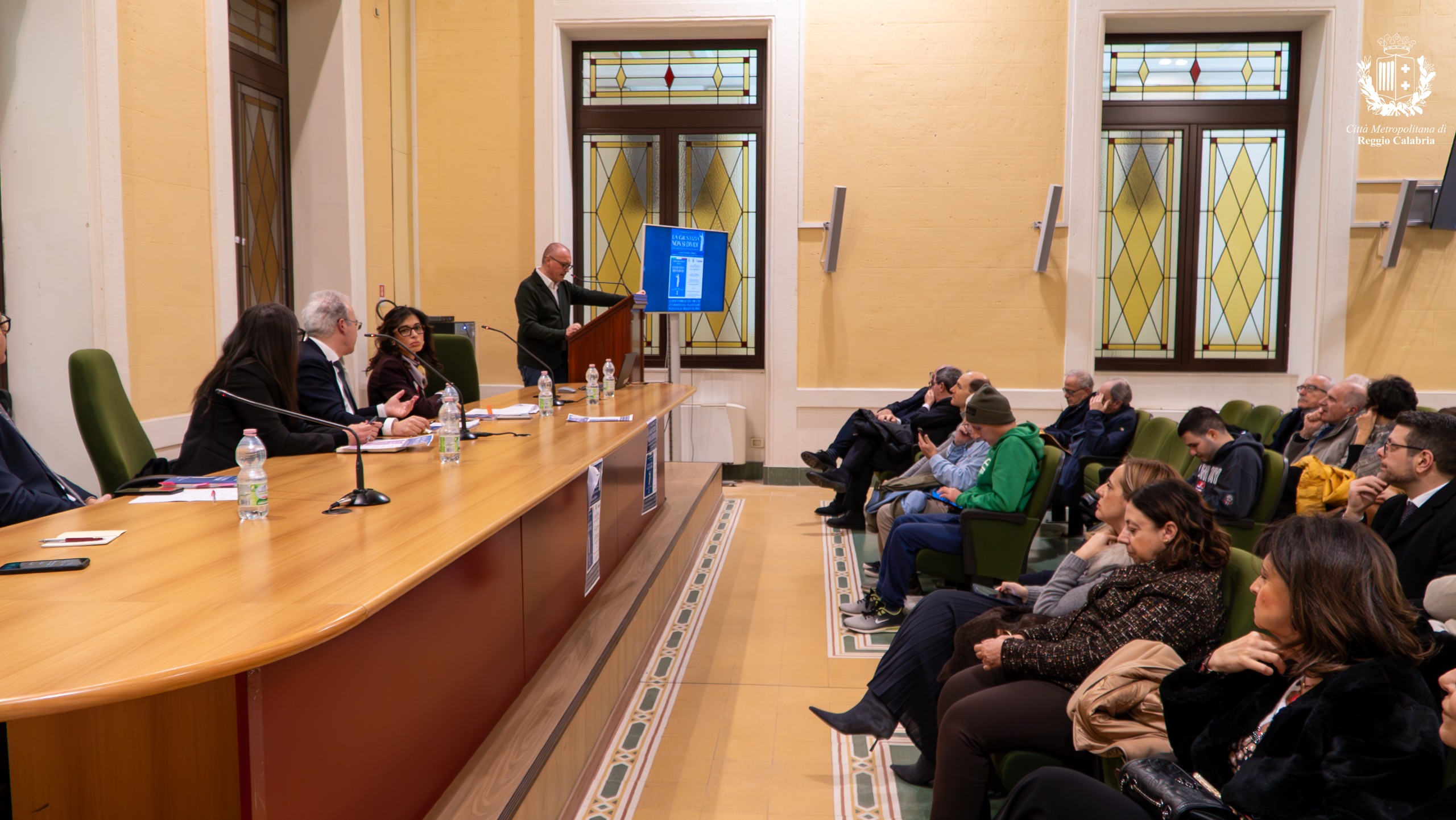 la giustizia non si divide