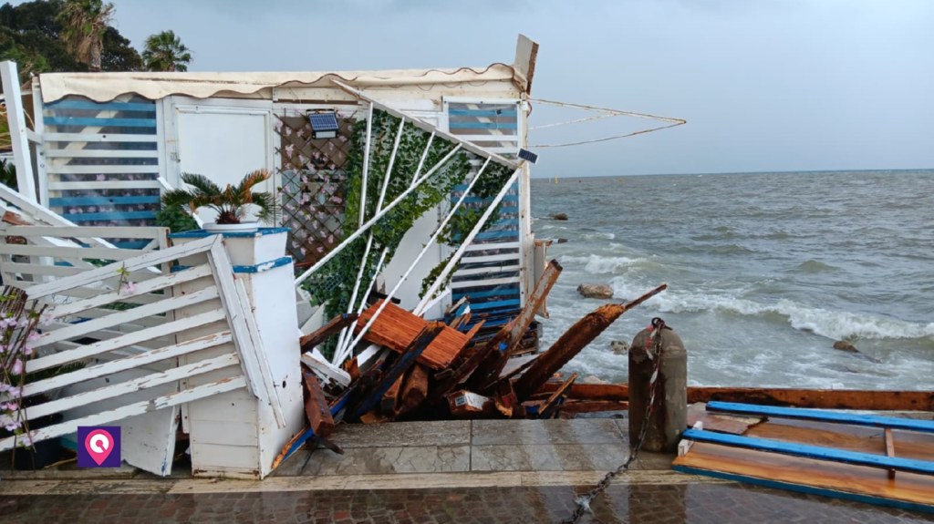 maltempo lungomare rc ciclone ulrike ()