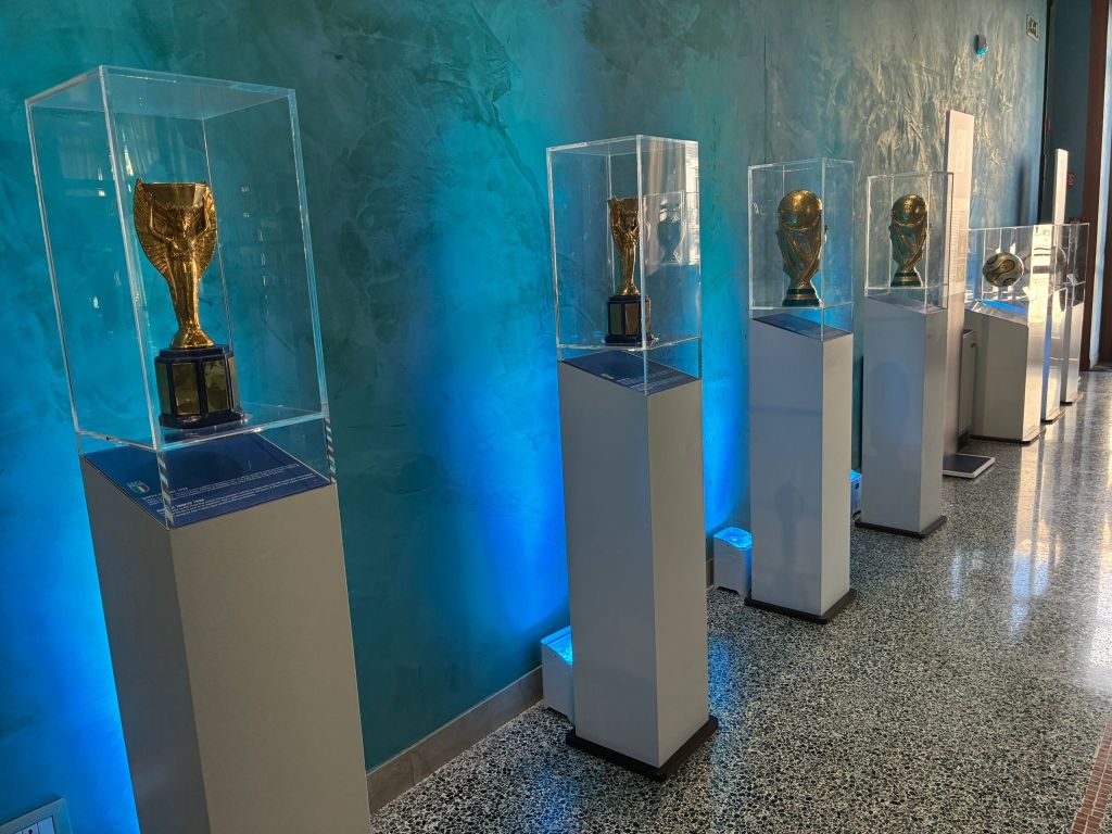 Reggio, inaugurata alla Pinacoteca civica la mostra ‘Sfumature d’azzurro’