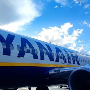 Ryanair, indiscrezioni su nuove rotte in Calabria: Reggio-Roma e Lamezia-Dublino tra le possibili novità