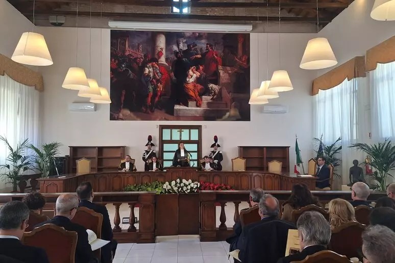 Inaugurazione anno giudiziario Tar di Reggio, Crescenti: ‘Ricorsi in aumento e carenza di organico’
