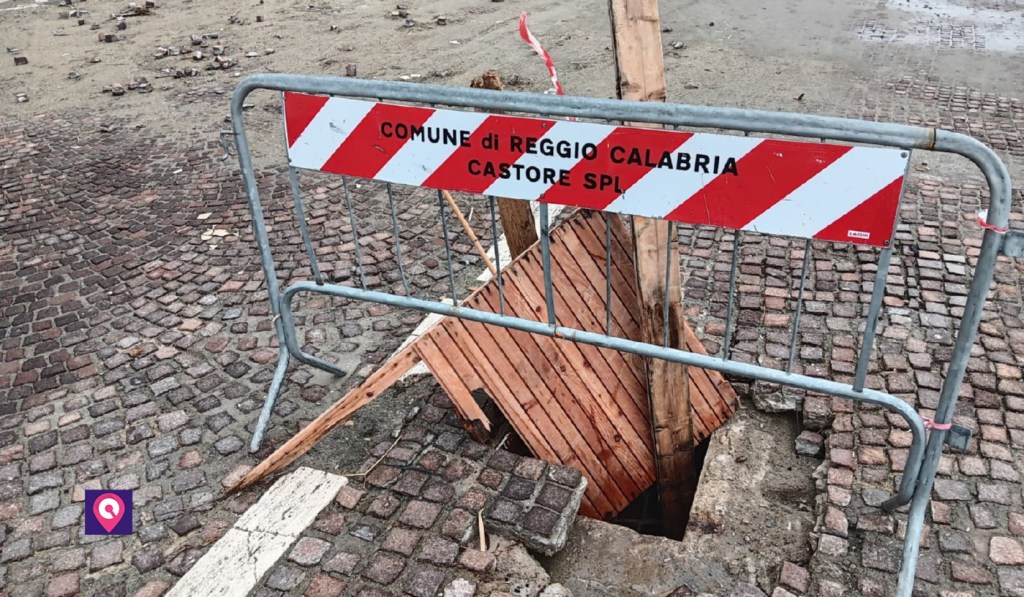 via marina maltempo reggio calabria ()