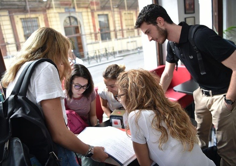 Fuga dei giovani da Reggio, Caracciolo: ‘Basta slogan, servono azioni concrete’