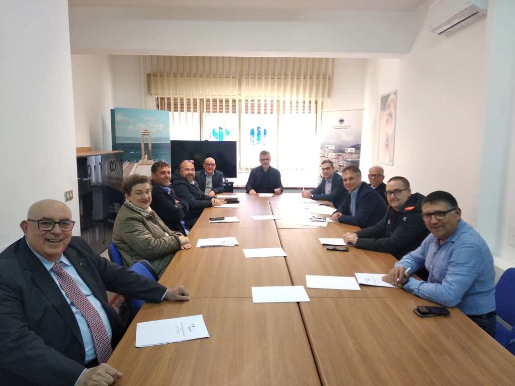 Confcommercio Reggio presenta il ‘Libro bianco’ per lo sviluppo della città