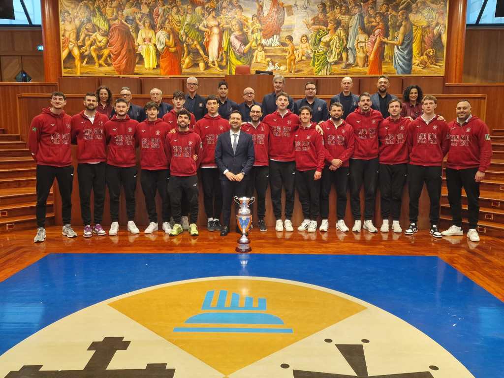 Squadra Domotek nell'Aula Fortugno
