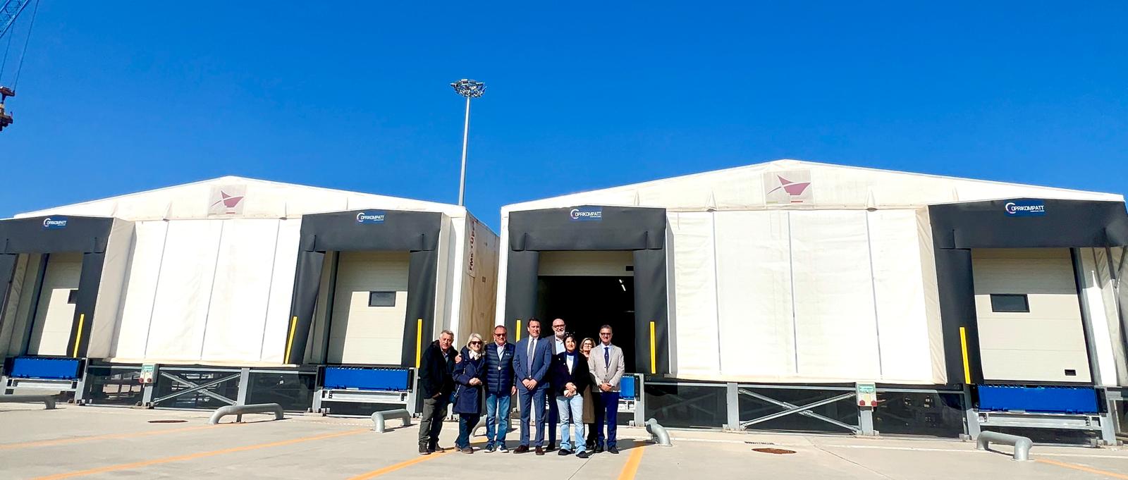 posto frontaliero porto gioia tauro ()