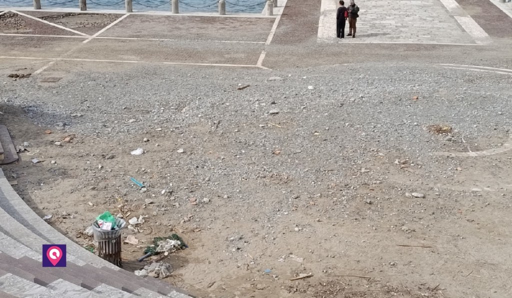 via Marina degrado arena dello stretto ()