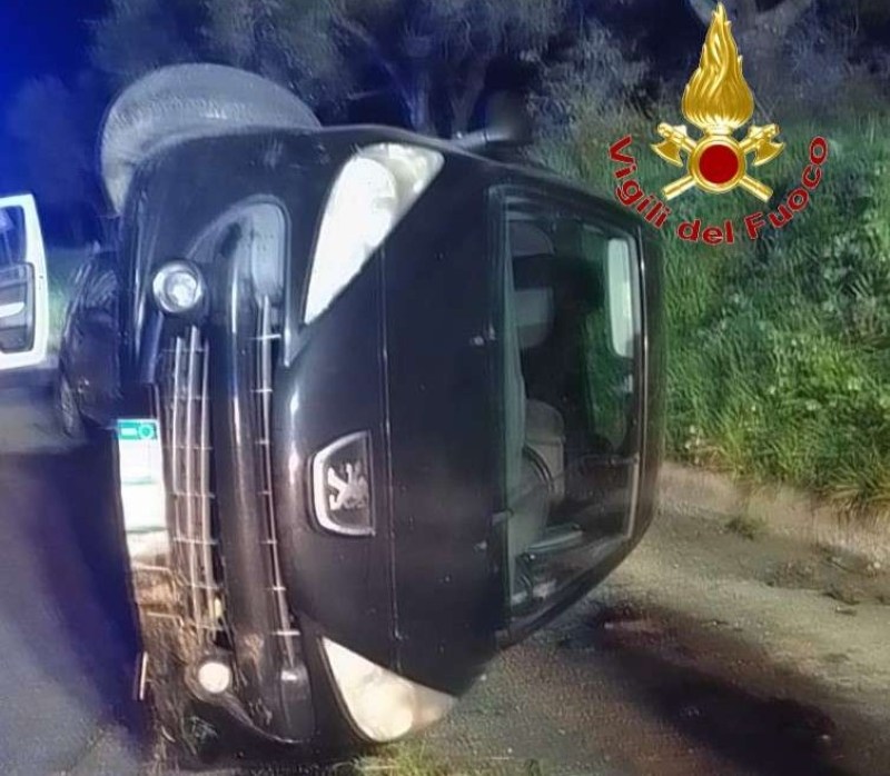 Calabria, incidente sulla SP 84: intervento dei Vigili del Fuoco