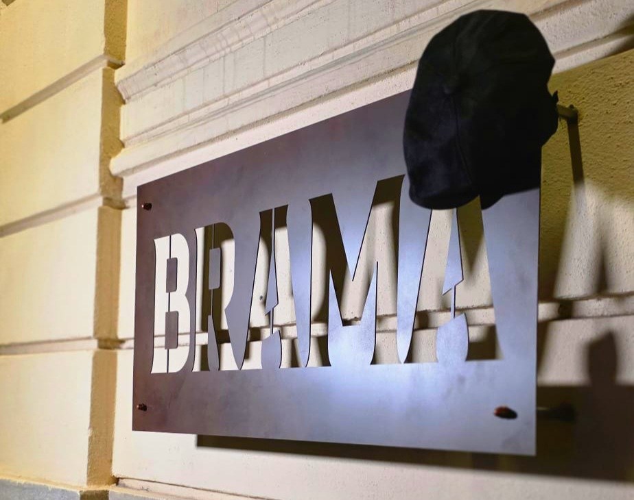 Brama pub