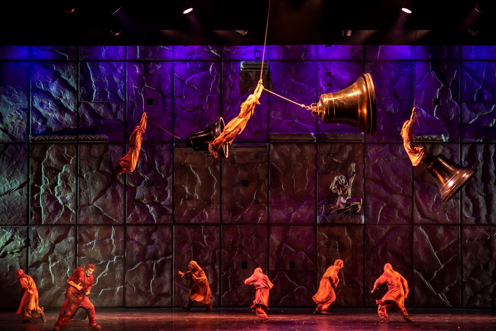 Notre Dame De Paris ()