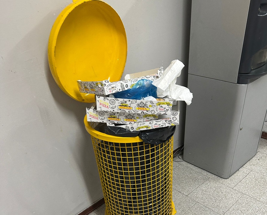 Palacafiore sporcizia