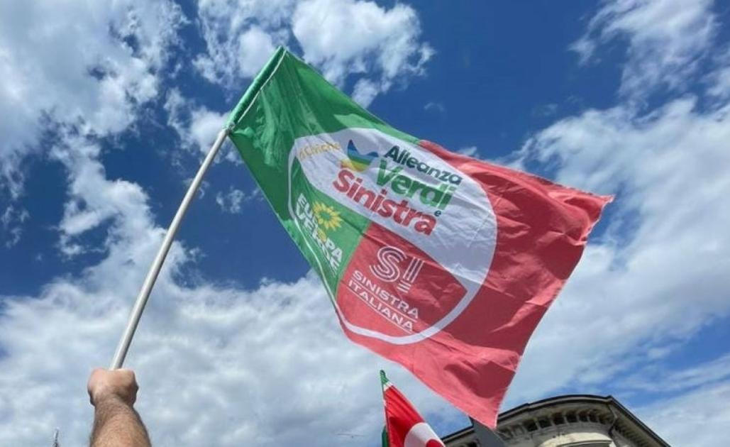 Comunali Reggio, Avs deposita la lista: ecco i 32 nomi per il Consiglio