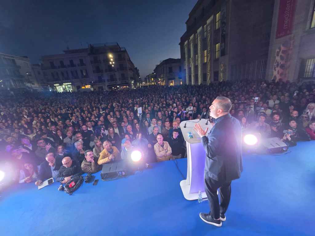 Elezioni, Cannizzaro chiude la campagna: ‘Reggio è pronta a voltare pagina’