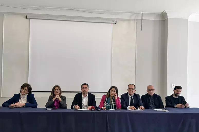 Sottosegretari in Calabria, il centrosinistra punta sull’iniziativa popolare