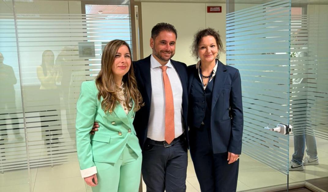 Regione Calabria, firmato il contratto di due nuovi dirigenti