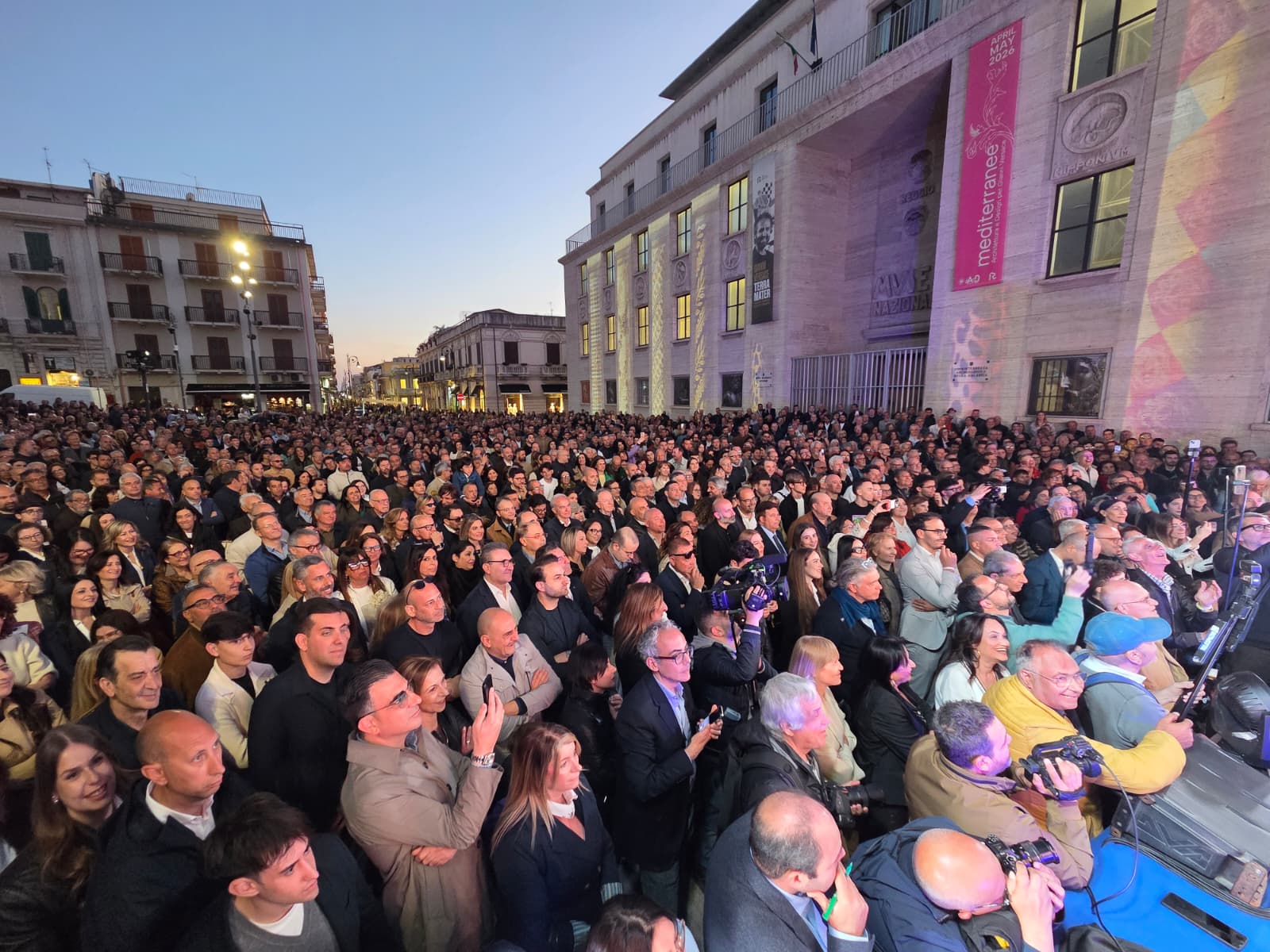 piazza de nava comizio Cannizzaro