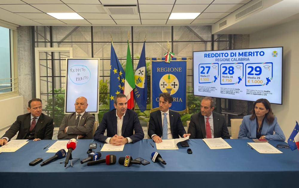Reddito di Merito in Calabria, firmato il Protocollo d’intesa Regione Calabria-Università