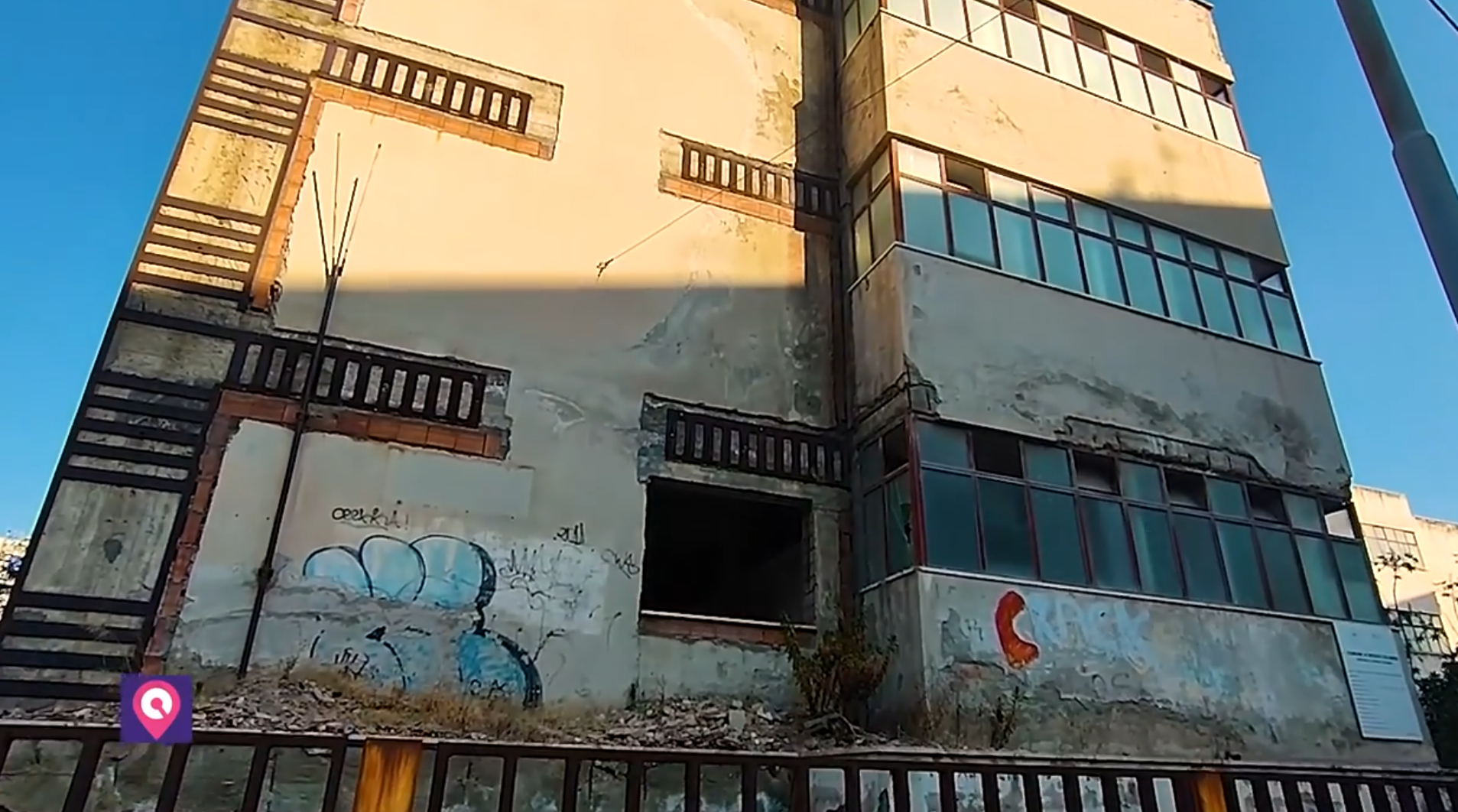 ugo foscolo scuola abbandonata rc ()