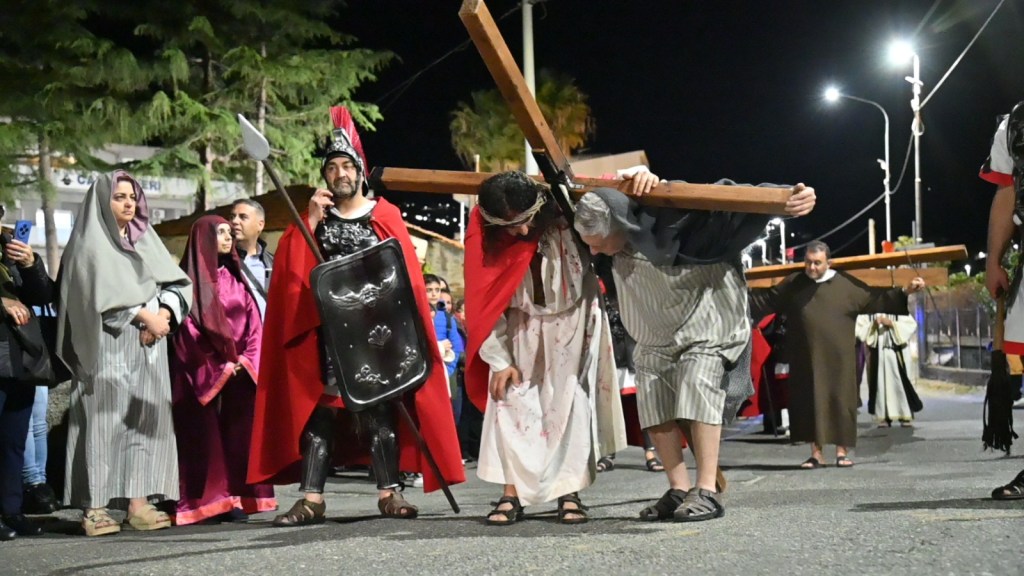 via crucis vivente cannavò rc ()