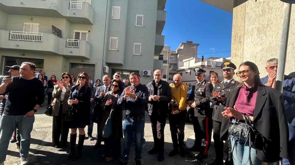 via pietro borzumati ()