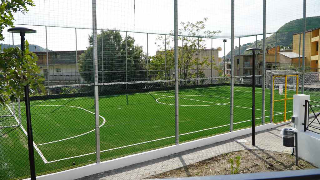 Reggio, riconsegnati ad Oliveto piazza e campo di calcetto – FOTO