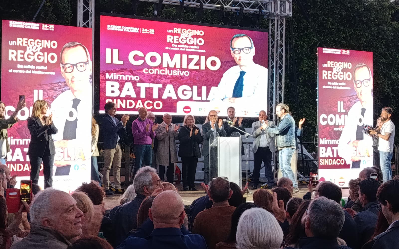 Battaglia comizio finale