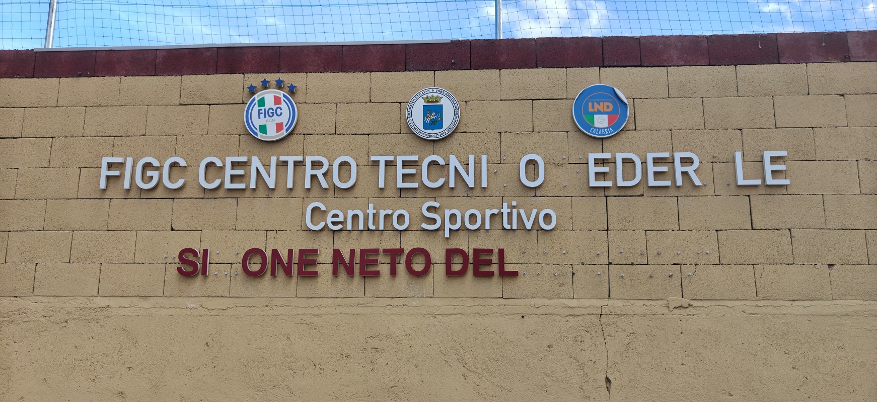 Scritta campo Ciccarello