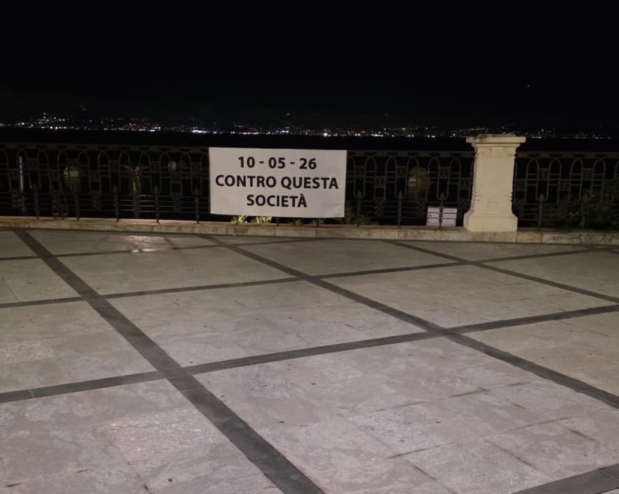 Striscione tifosi società