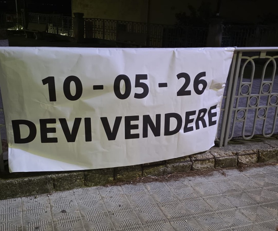 Striscioni Reggina vendere
