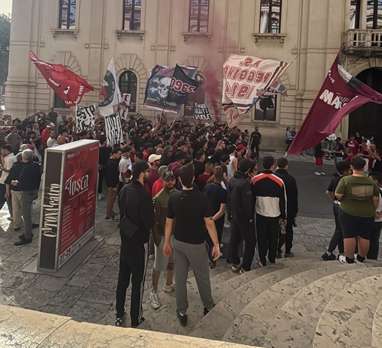 Ultras in piazza