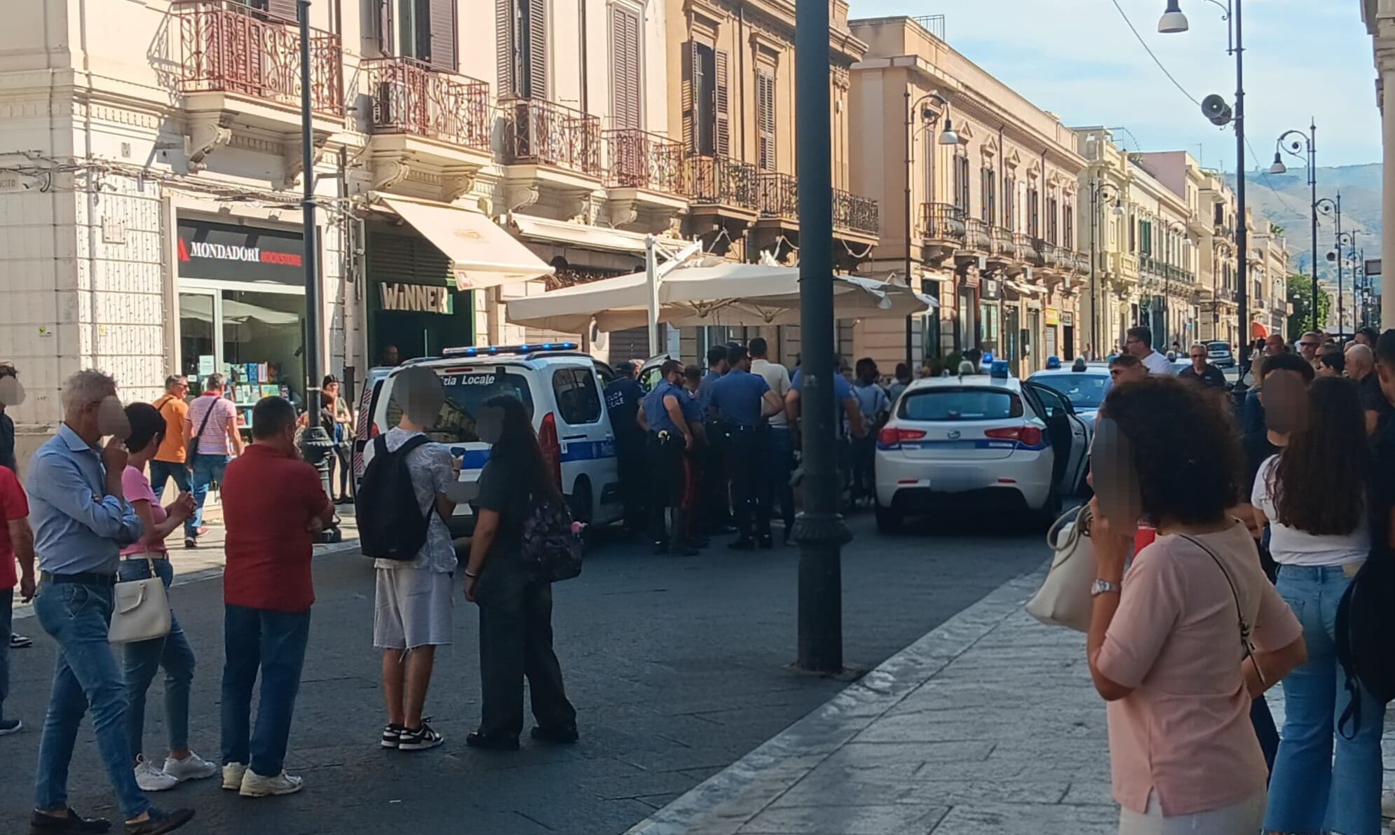 aggressione polizia