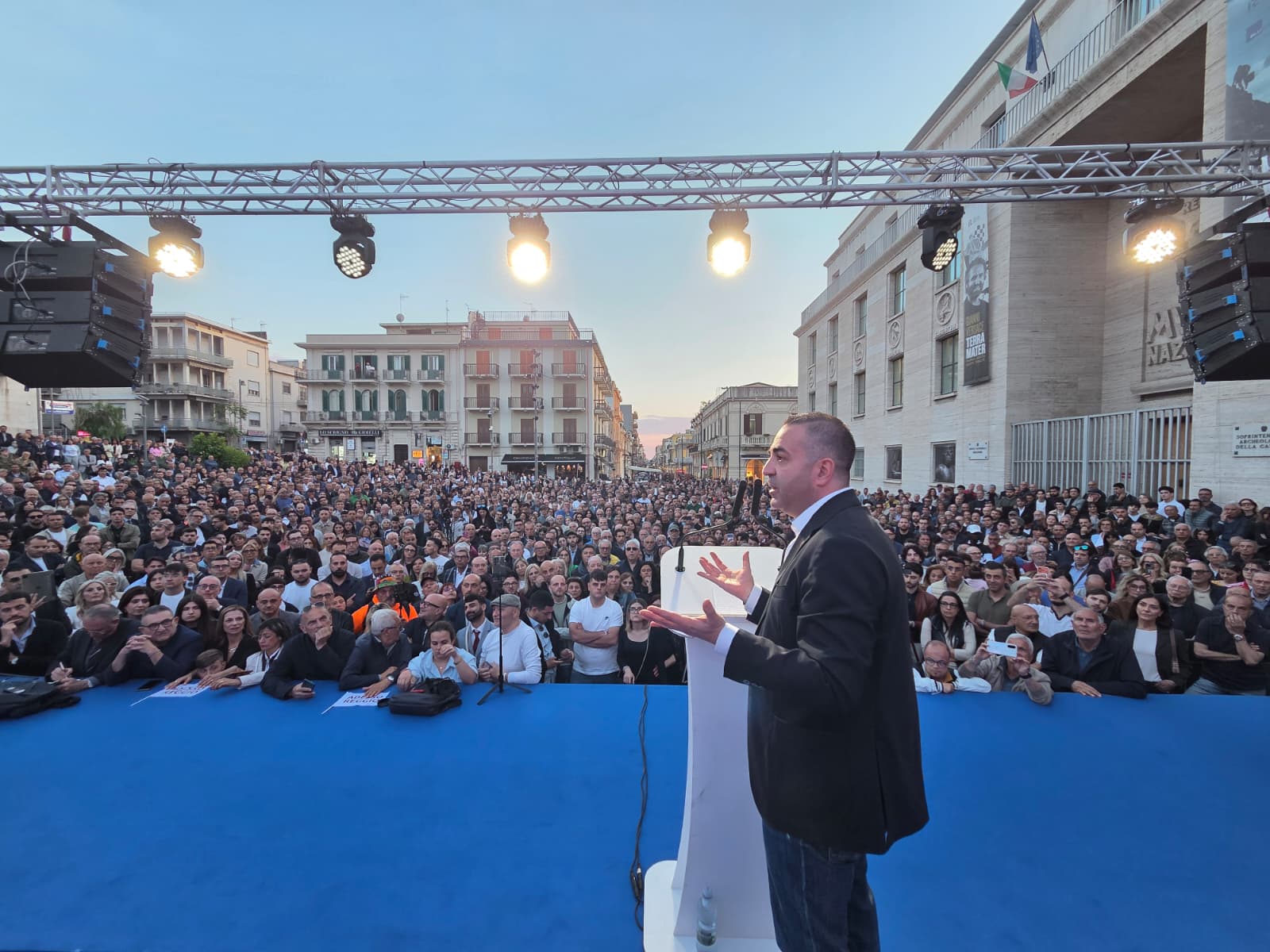cannizaropiazzadenavacomizio