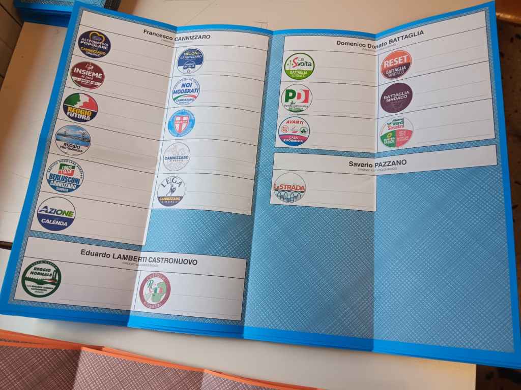 Elezioni Reggio, l’affluenza delle 12:00: lieve crescita rispetto alle precedenti comunali