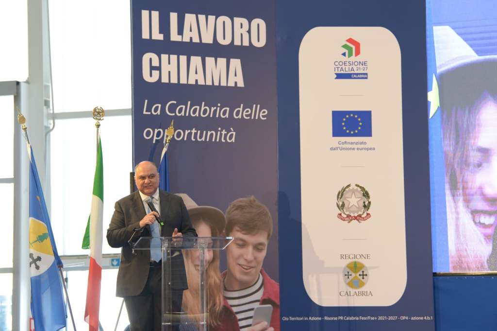 il lavoro chiama calabria
