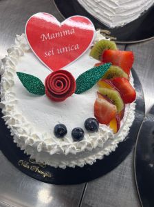 torta festa mamma villa arangea
