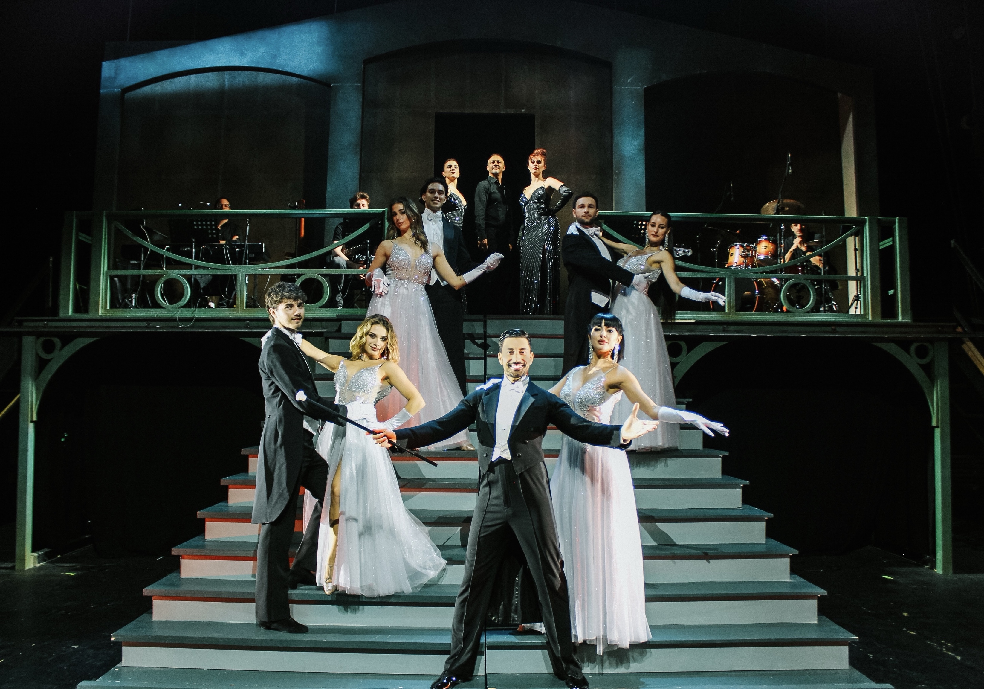Giovanni Pernice Shall We Dance! ()