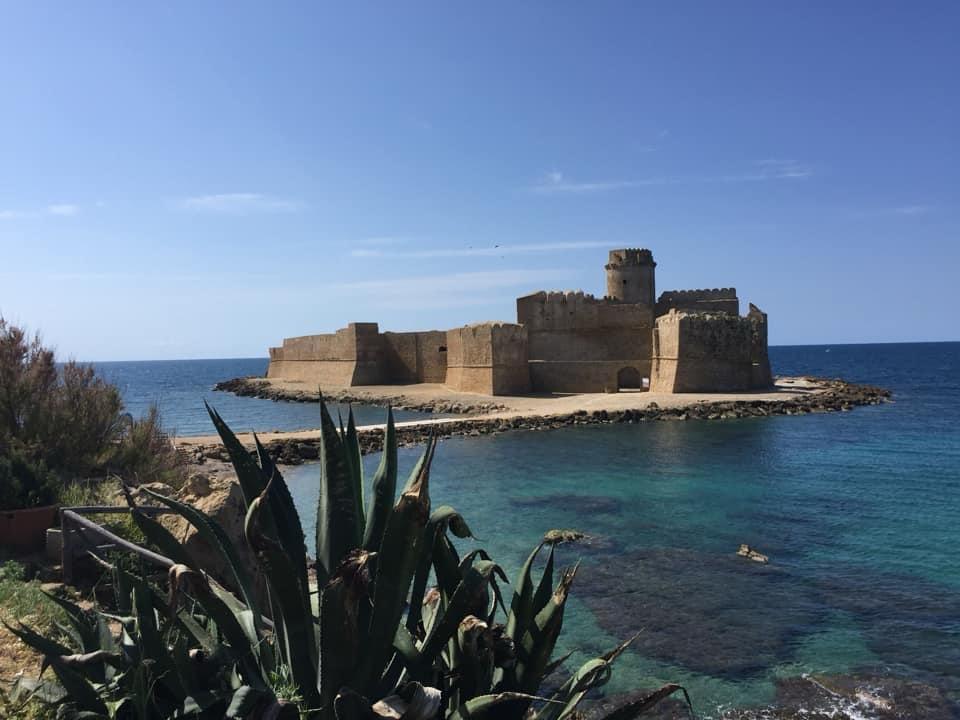 Le Castella