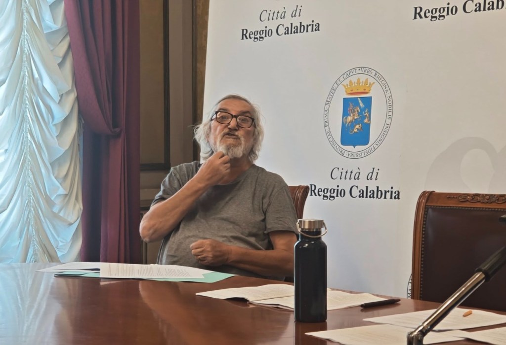 Reggio piange Pino De Felice, il cordoglio della città: ‘Grazie Pino ed avanti insieme!’