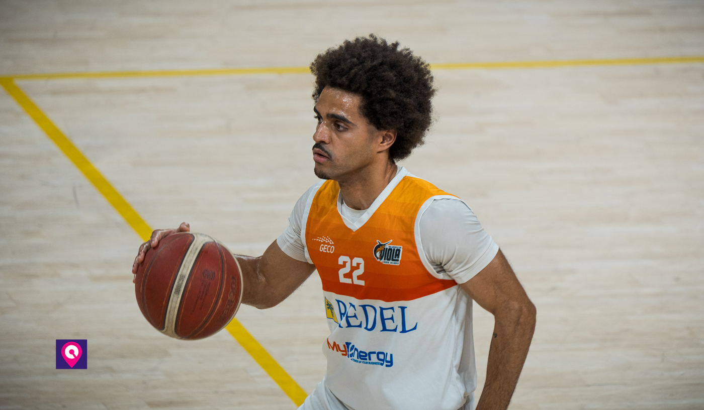 Redel Pallacanestro Viola Leo Clark ()