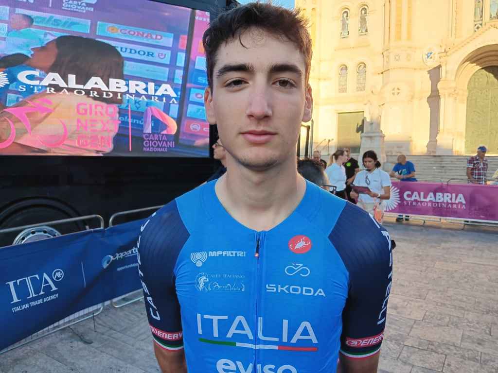 giro d'italia next gen stefano viezzi