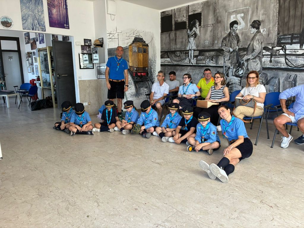 lupetti scout s caterina rc ()