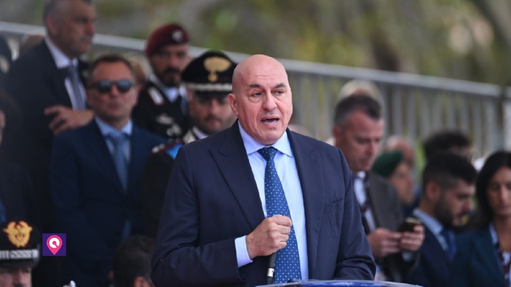 ministro crosetto